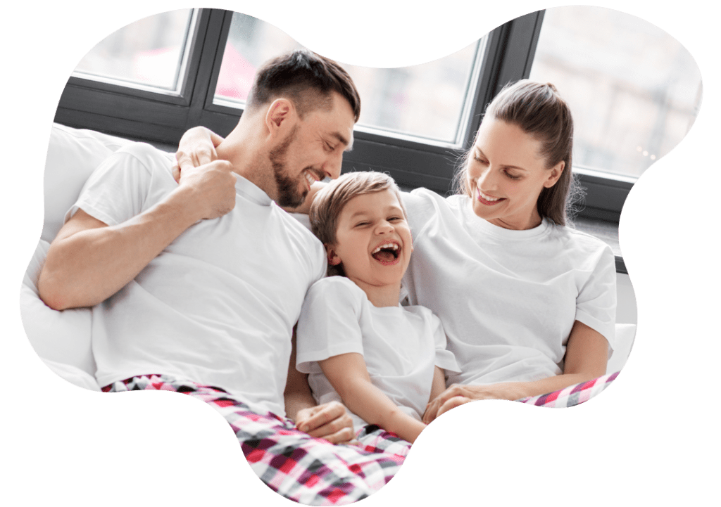família usando um pijama combinando